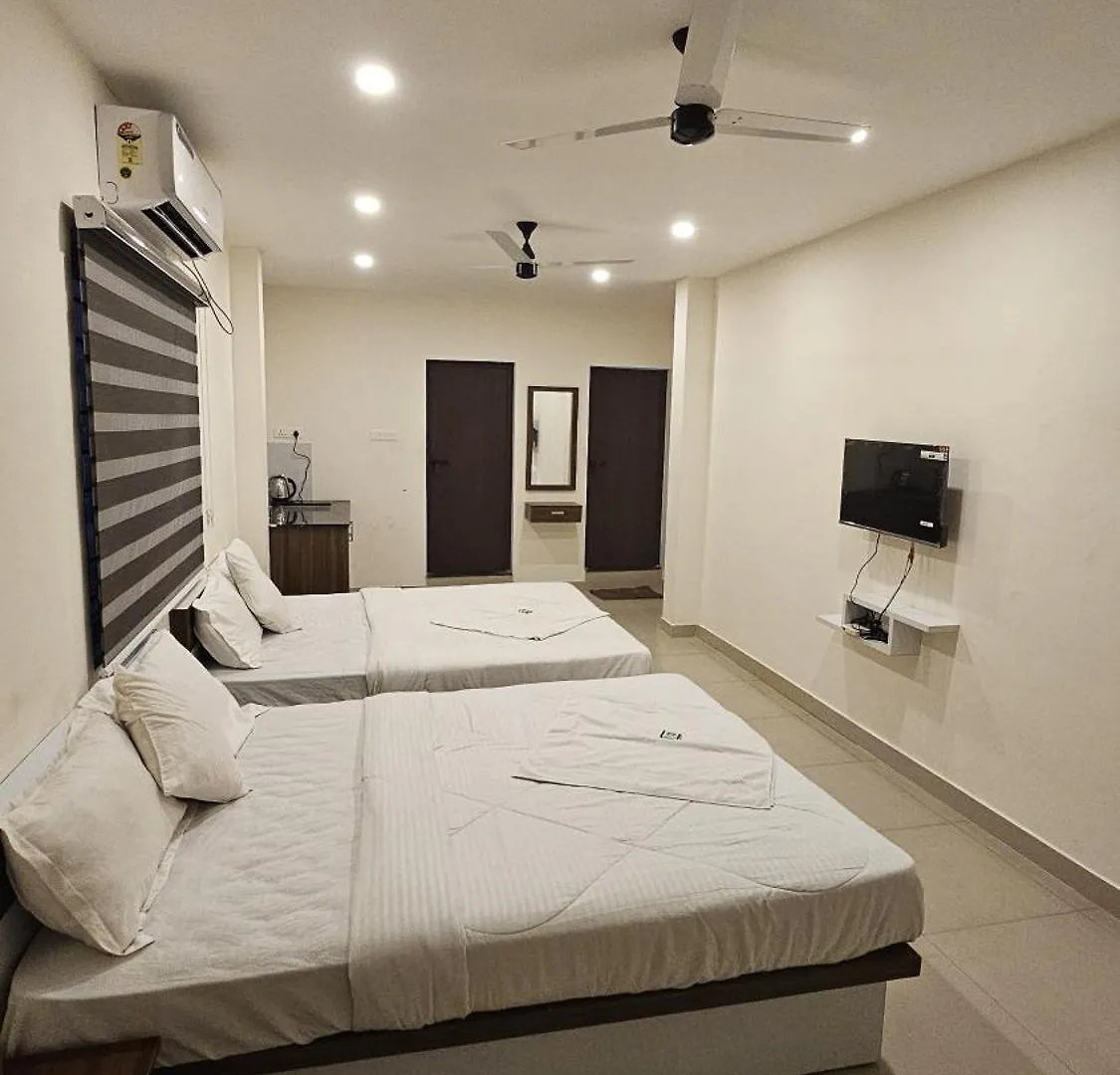 Heres Haut Residency Kochi 2*,  India